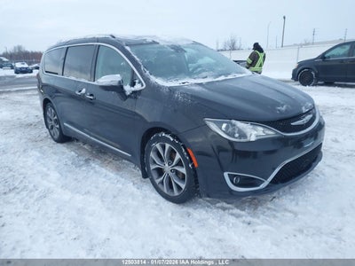 CHRYSLER PACIFICA 2017