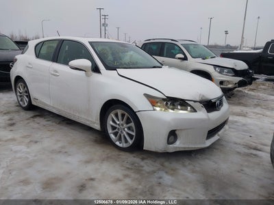 LEXUS 200 2013