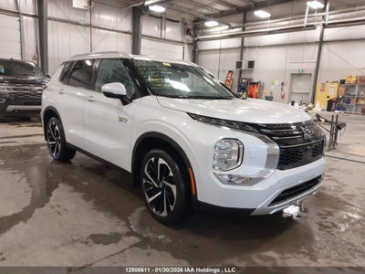 MITSUBISHI OUTLANDER 2024