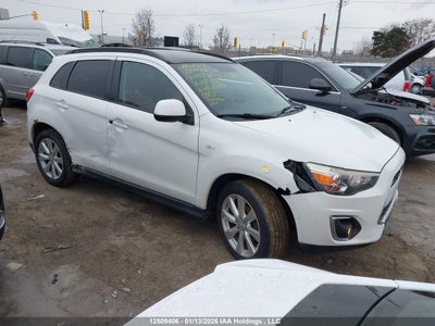 MITSUBISHI RVR 2013