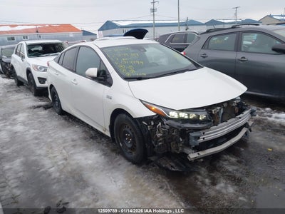 TOYOTA PRIUS PRIME 2017