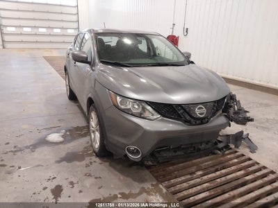 NISSAN QASHQAI 2018