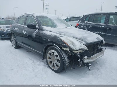 INFINITI JOURNEY 2012