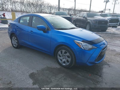 TOYOTA YARIS 2016