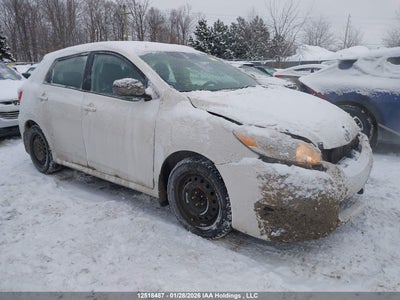 TOYOTA MATRIX 2012