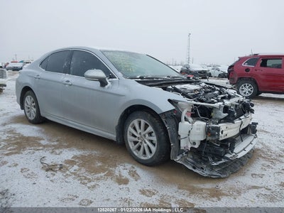 TOYOTA CAMRY 2022