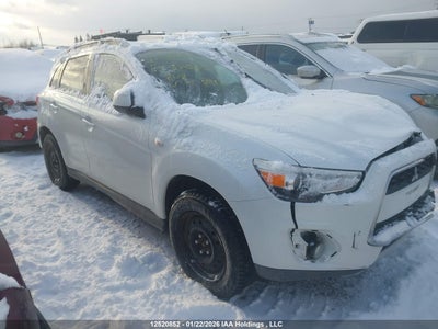 MITSUBISHI RVR 2014