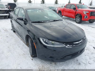 CHRYSLER 200 2015