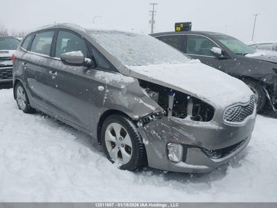 KIA RONDO 2016
