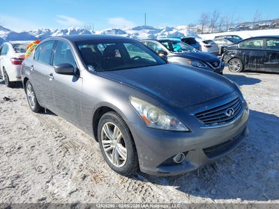 INFINITI G37 2012