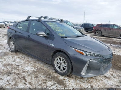 TOYOTA PRIUS PRIME 2022