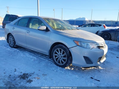 TOYOTA CAMRY 2014