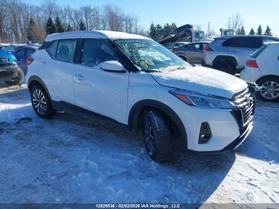 NISSAN KICKS PLAY 2025