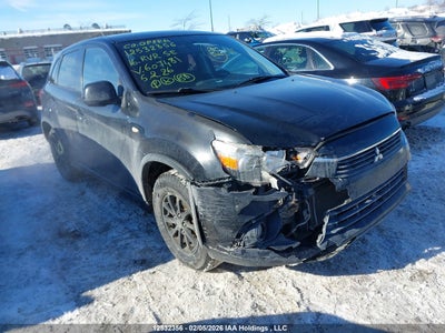 MITSUBISHI RVR 2016