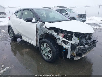 TOYOTA C-HR 2021