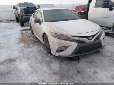 TOYOTA CAMRY 2020