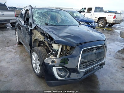 MITSUBISHI RVR 2015
