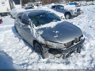 VOLKSWAGEN GOLF 2015