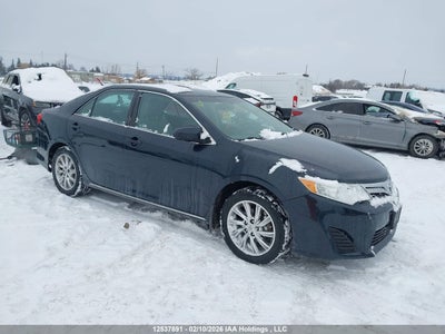 TOYOTA CAMRY 2014