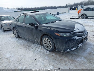 TOYOTA CAMRY 2021