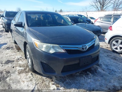 TOYOTA CAMRY 2012