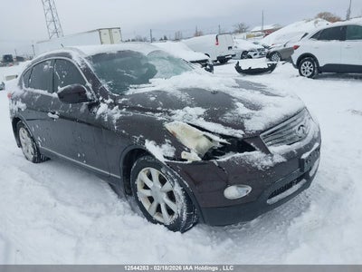 INFINITI JOURNEY 2010