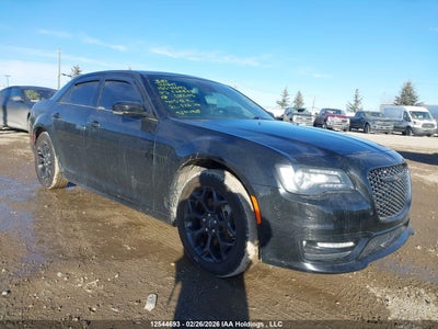 CHRYSLER 300 2023