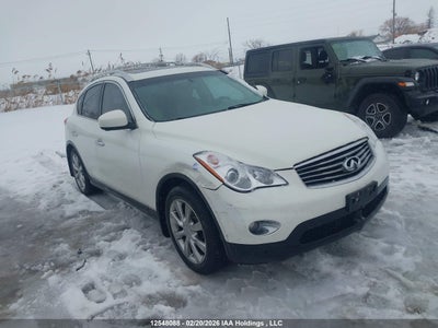 INFINITI JOURNEY 2010