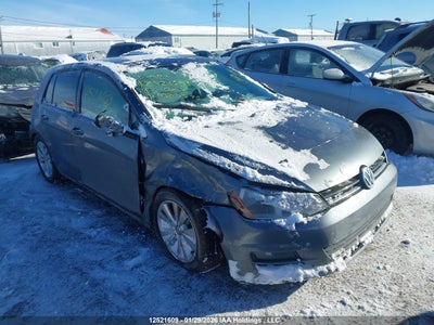 VOLKSWAGEN GOLF 2015