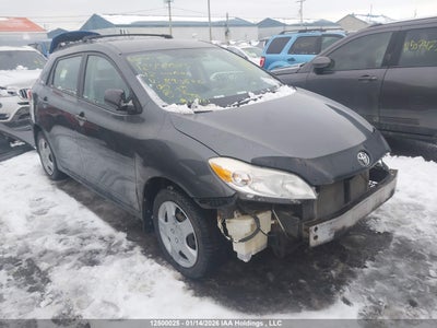 TOYOTA MATRIX 2012