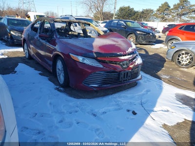 TOYOTA CAMRY 2018