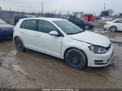 VOLKSWAGEN GOLF 2015