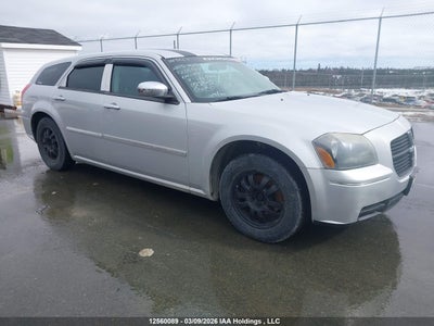 DODGE MAGNUM 2005