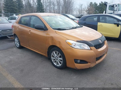 TOYOTA MATRIX 2010