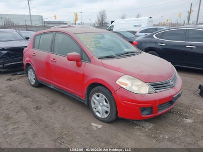 NISSAN VERSA 2011
