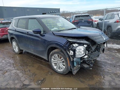 MITSUBISHI OUTLANDER 2024