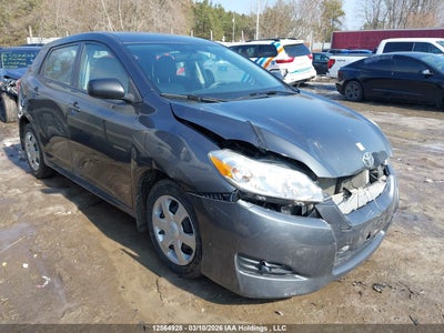 TOYOTA MATRIX 2010