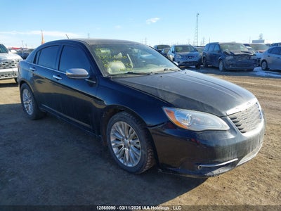 CHRYSLER 200 2013