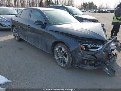 AUDI A4 2023