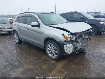 MITSUBISHI RVR 2015
