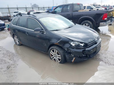 VOLKSWAGEN GOLF 2011