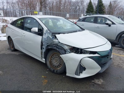 TOYOTA PRIUS PRIME 2017