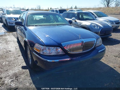 LINCOLN TOWN CAR 2009