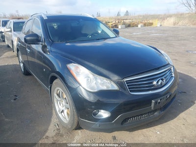 INFINITI JOURNEY 2014
