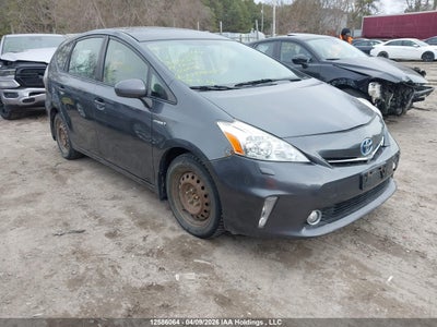 TOYOTA PRIUS 2013