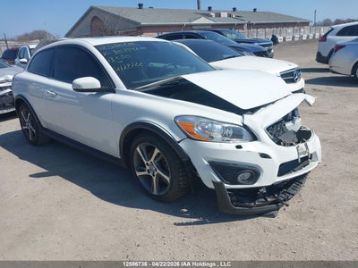 VOLVO C30 2013