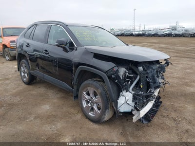 TOYOTA RAV4 2025
