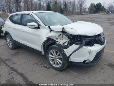NISSAN QASHQAI 2019