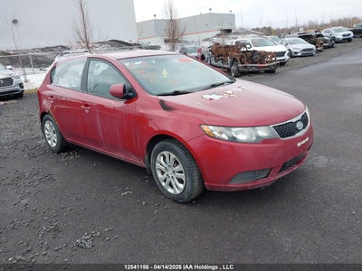 KIA FORTE5 2011