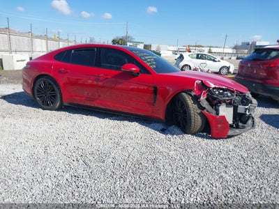 PORSCHE PANAMERA 2021